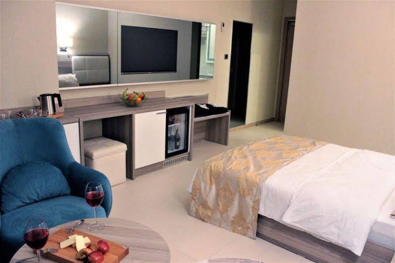 Random Suit Otel اسطنبول المظهر الخارجي الصورة